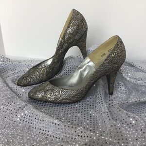 SPECIAL OCCASION SAUGUS SHOES Sz 5 GOLD SILVER VINTAGE